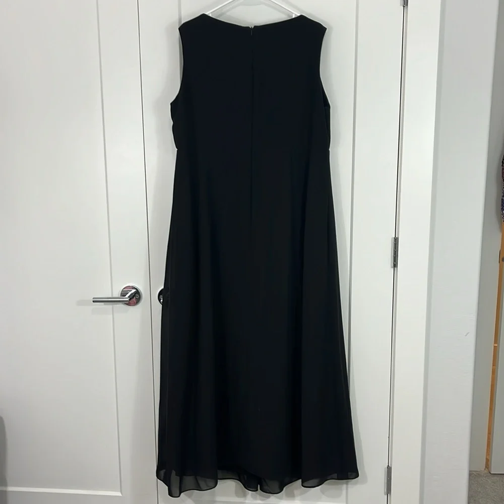 Alfred Sung Size 20 Black V-Neck Sleeveless Maxi Formal Dress - Picture 3 of 12